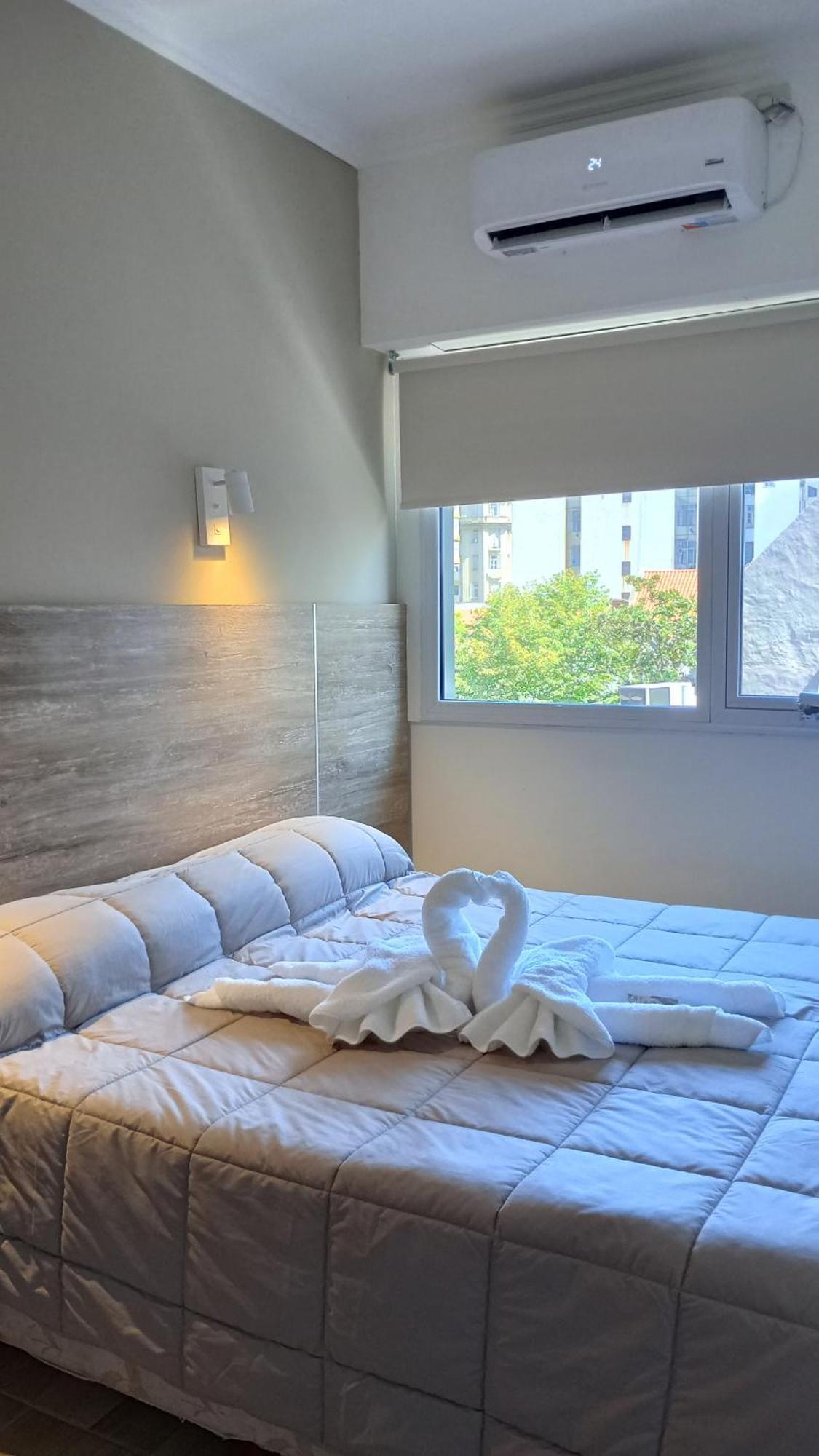 Hotel Milan Buenos Aires Szoba fotó